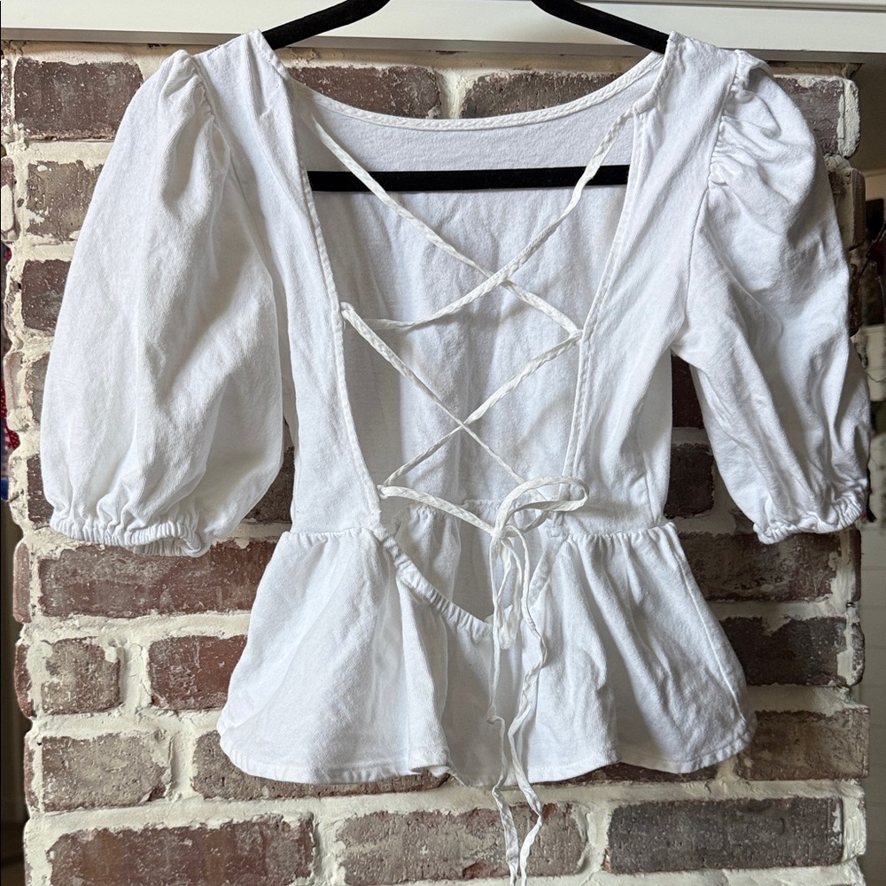 Urban Outfitters Puffy Short Sleeve Top with Z Open Back.